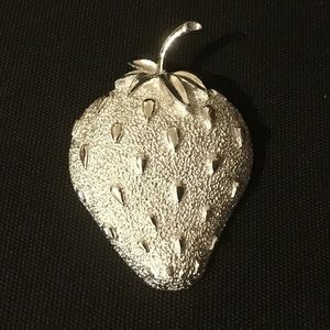 Sarah Coventry strawberry pin.  Vintage